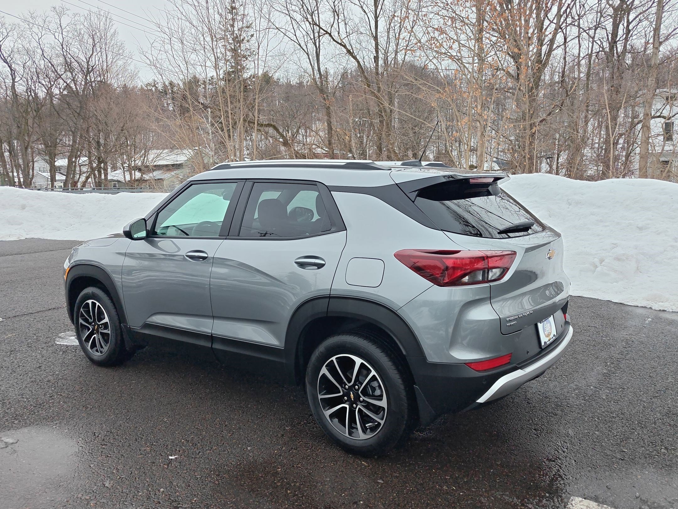 Used 2026 Chevrolet TrailBlazer LT w/ Convenience Package image 3