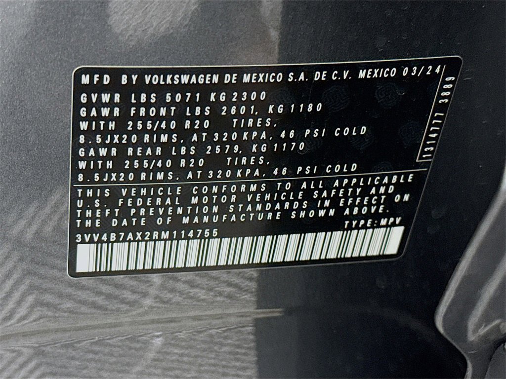 Used 2024 Volkswagen Tiguan SEL R-Line image 38