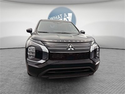 New 2026 Mitsubishi Outlander SE image 9
