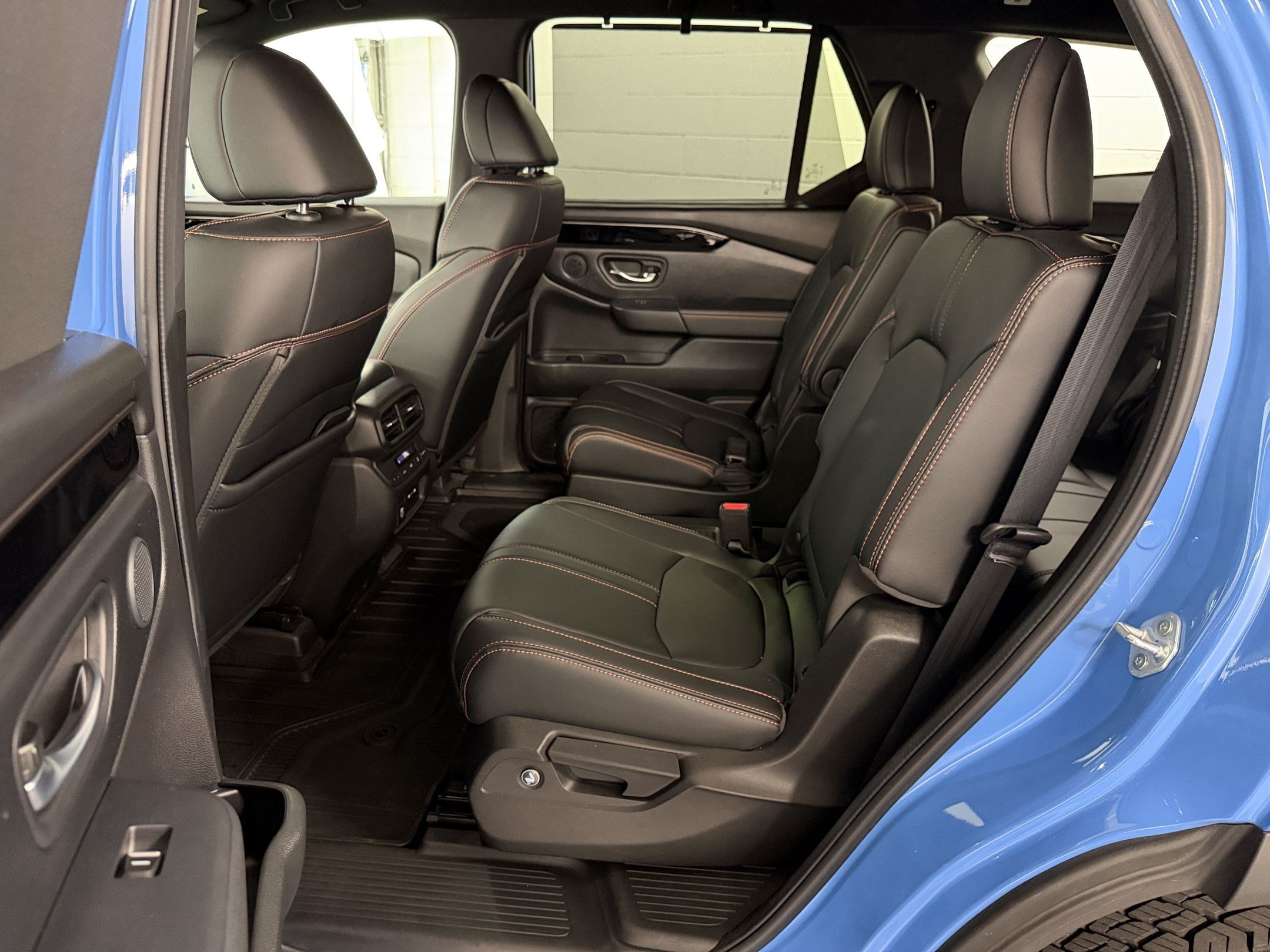 Certified 2024 Honda Pilot TrailSport image 23