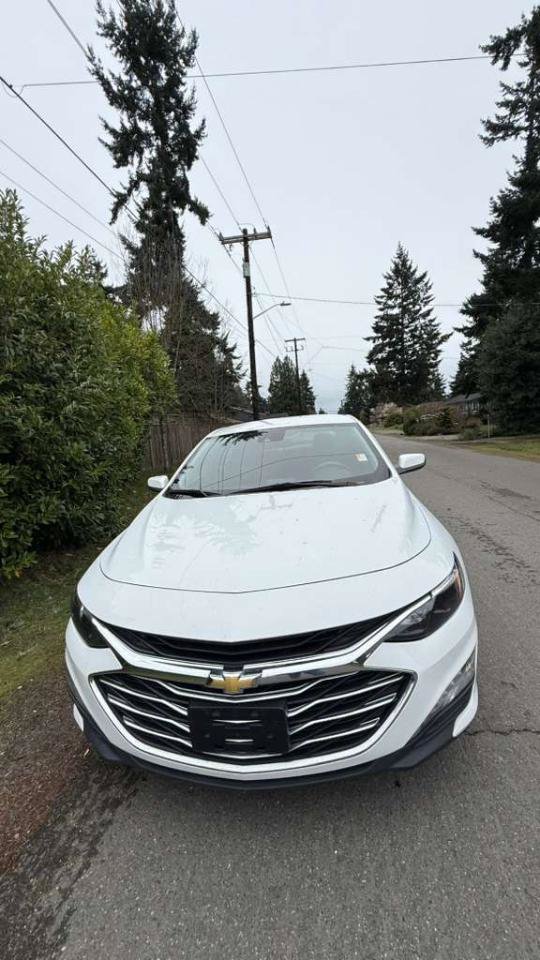 Used 2023 Chevrolet Malibu LT FWD image 4