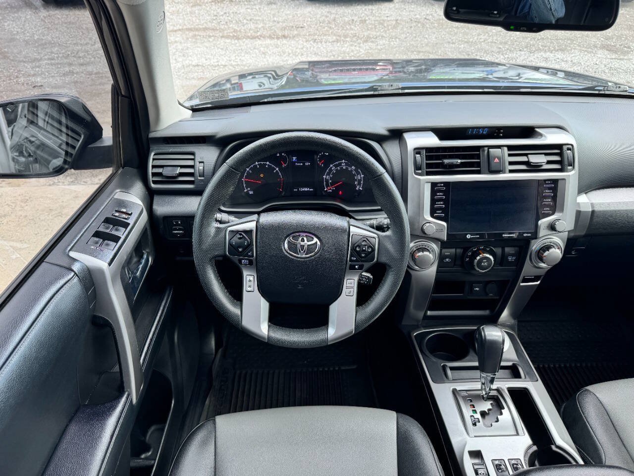 Used 2021 Toyota 4Runner SR5 Premium w/ Moonroof Package AWD/4WD image 40