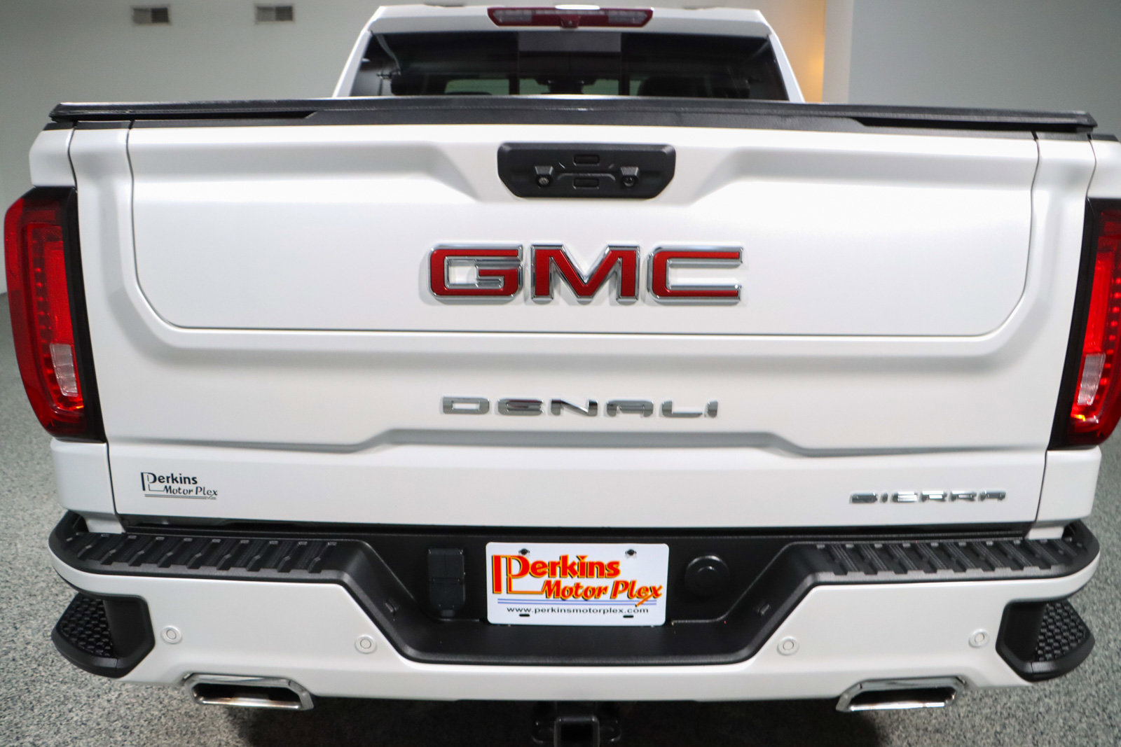 Used 2022 GMC Sierra 1500 Denali image 8