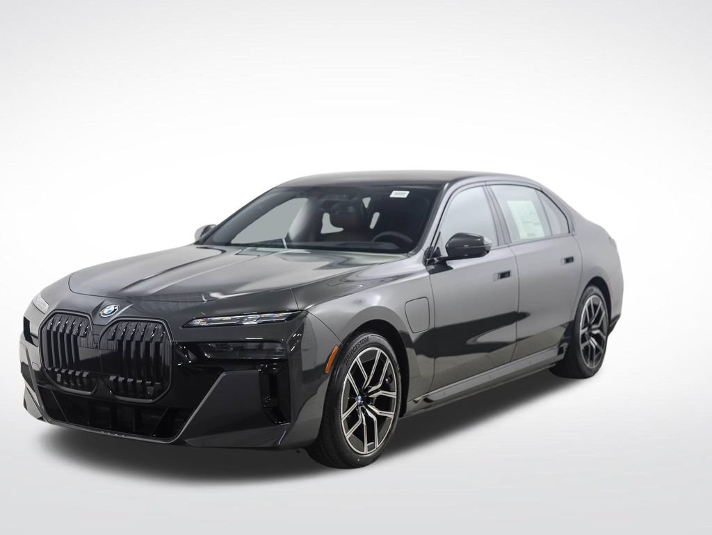 Used 2026 BMW 750e xDrive AWD/4WD image 1