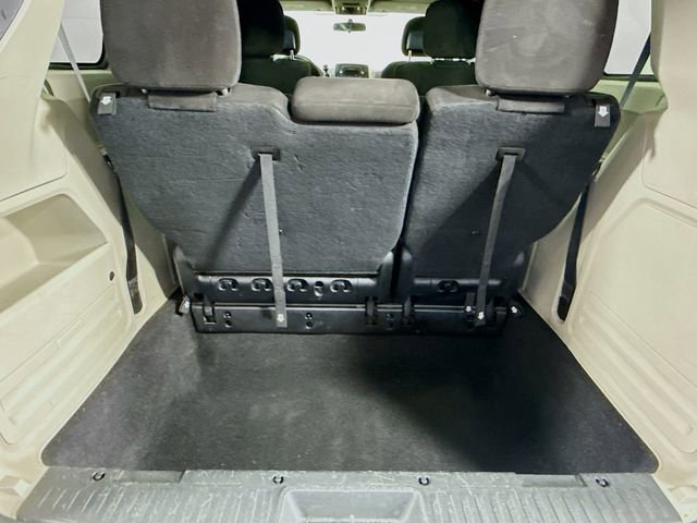 Used 2012 Dodge Grand Caravan SXT image 25
