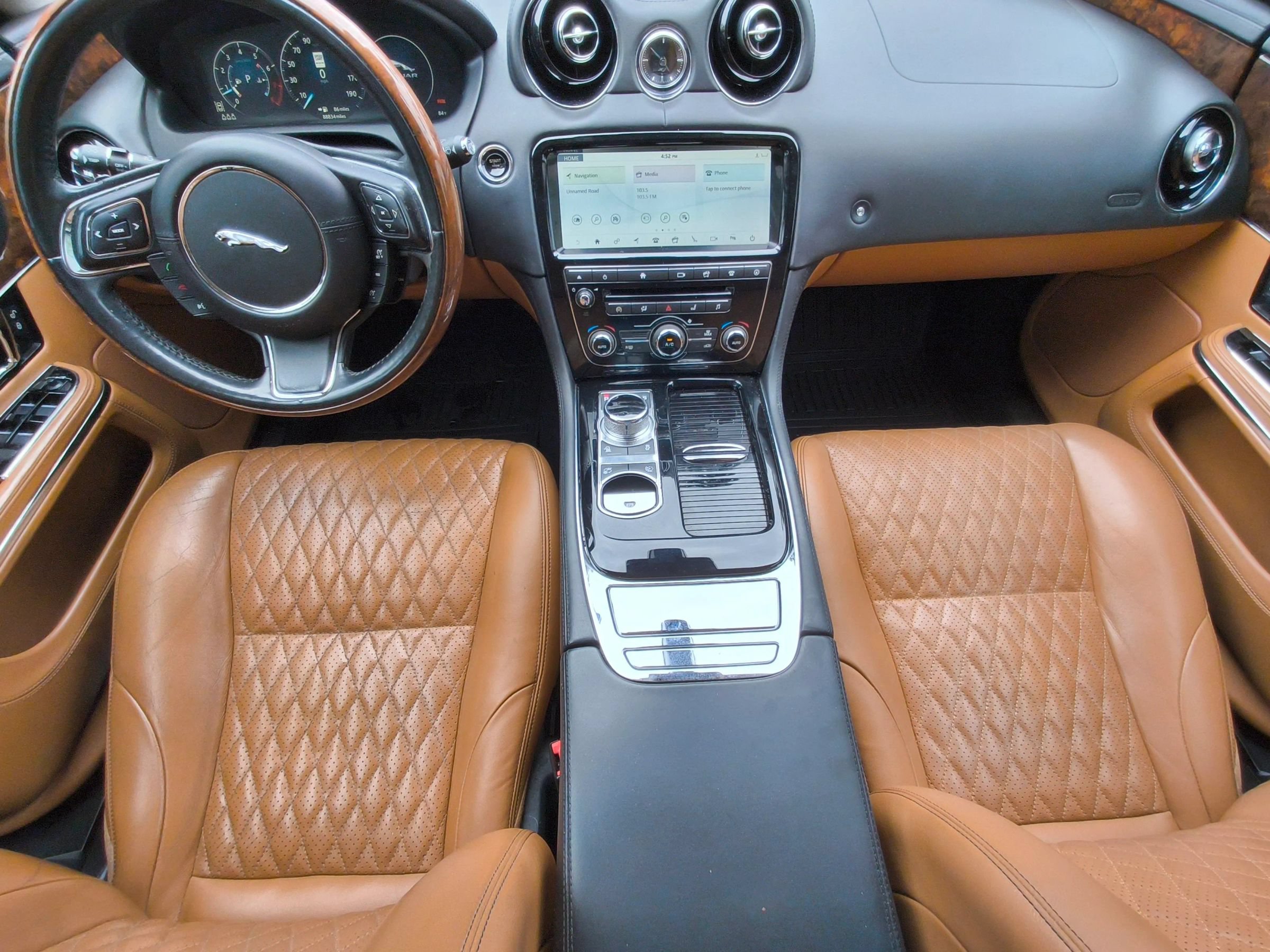 Used 2019 Jaguar XJ L Portfolio RWD image 18