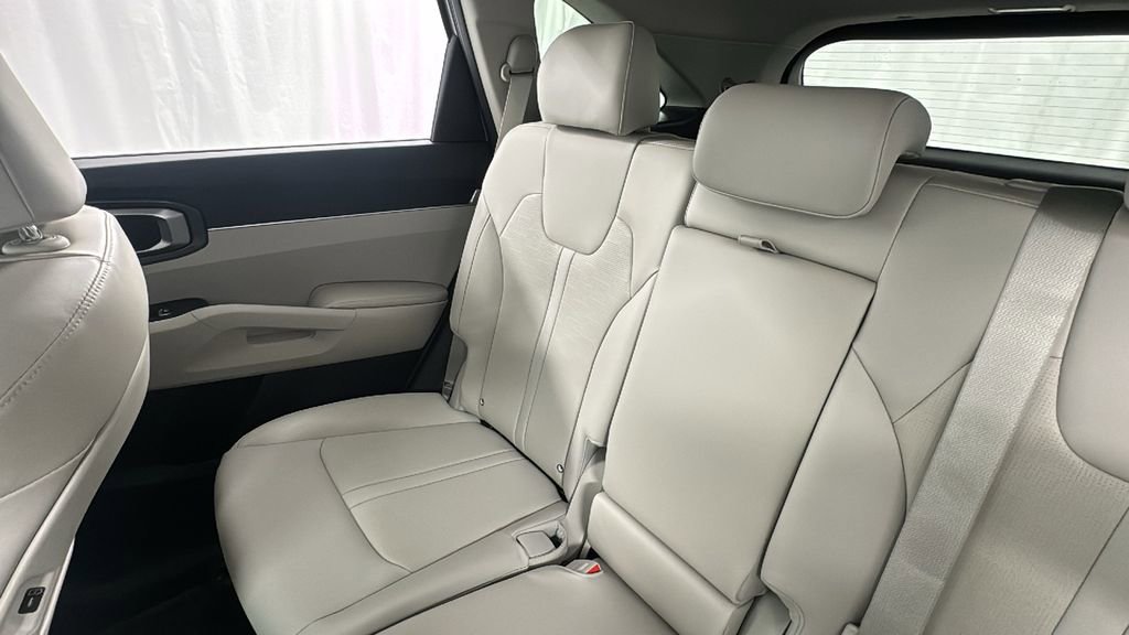 New 2026 Kia Sorento S image 14