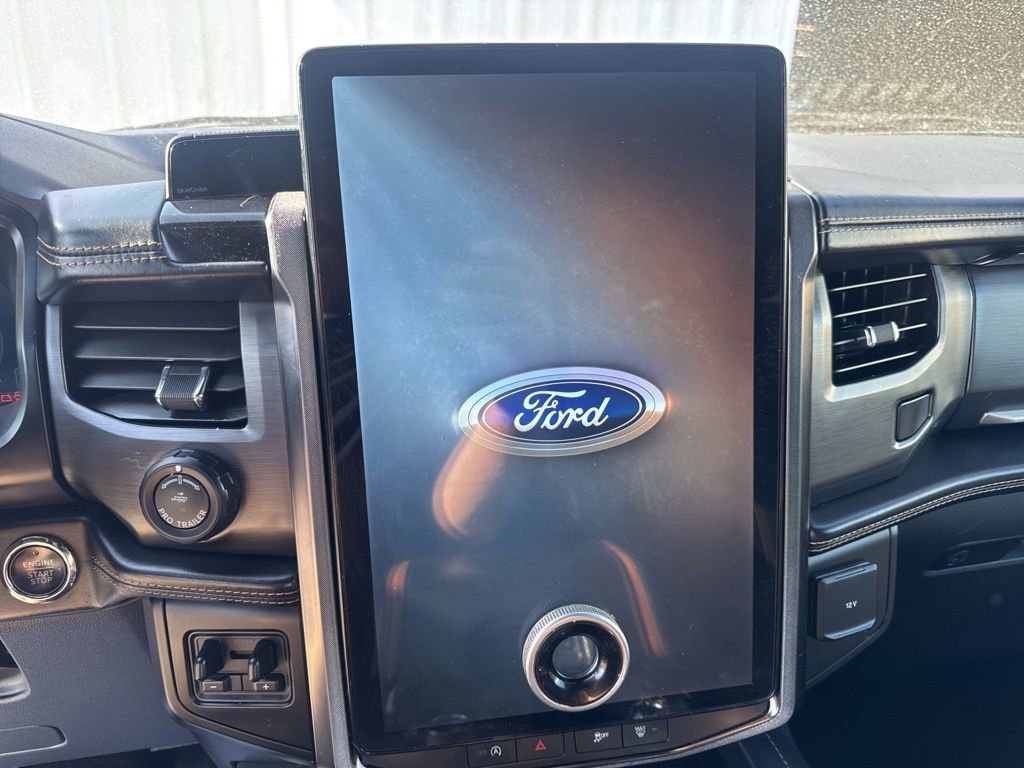 Used 2023 Ford Expedition Platinum image 17