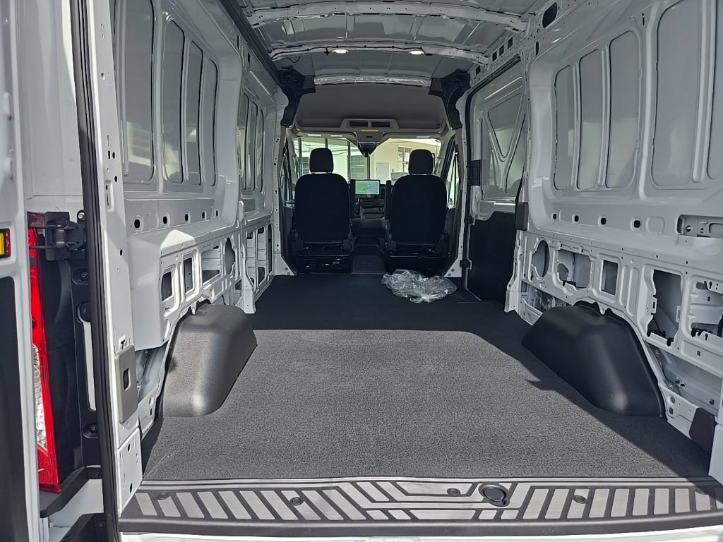 New 2025 Ford Transit 250 148 Medium Roof Extended AWD image 21
