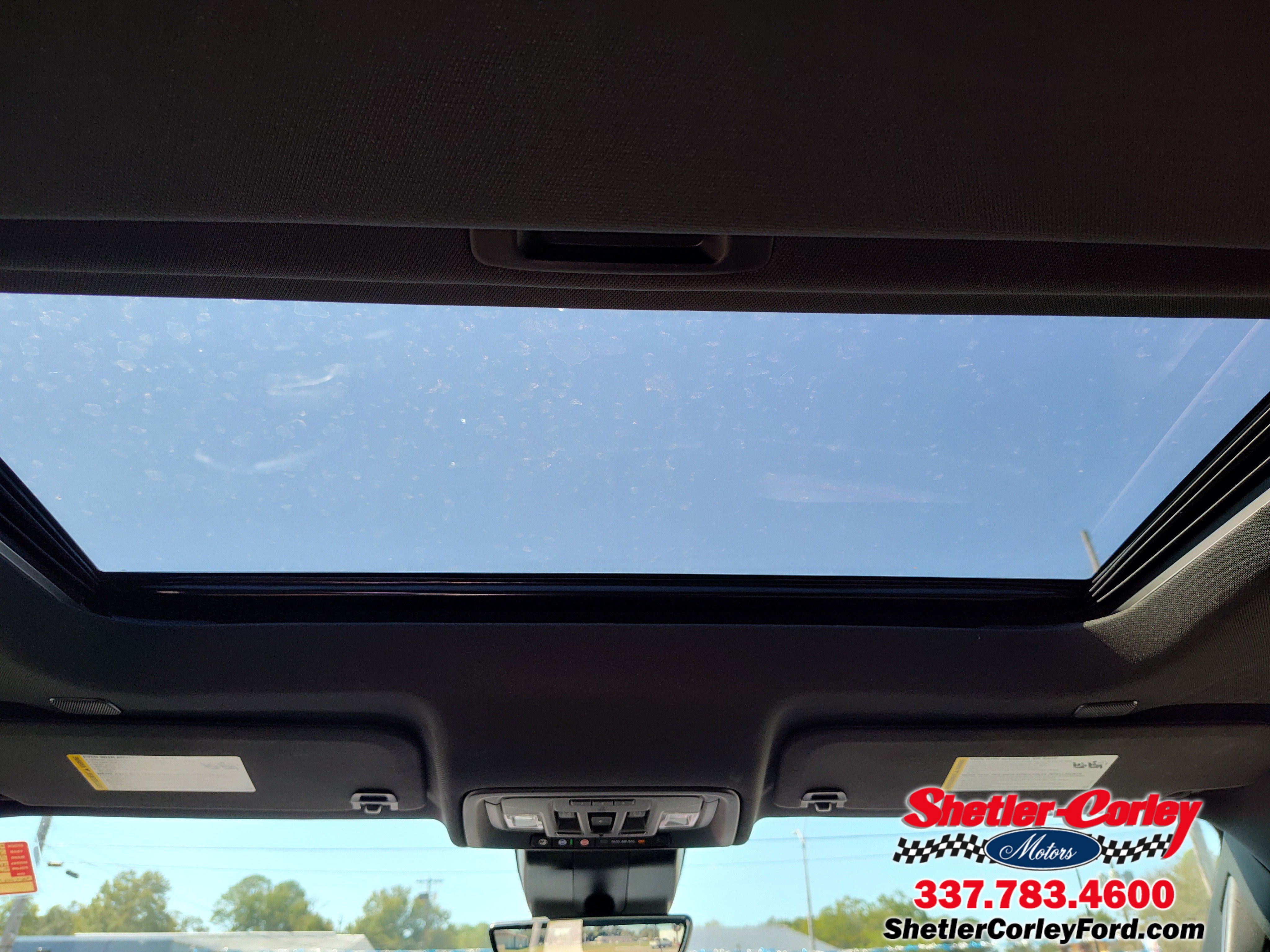 Used 2024 GMC Sierra 1500 AT4 w/ Technology Package image 22