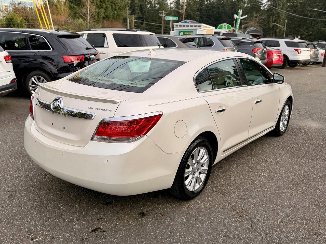 Used 2012 Buick LaCrosse Premium image 6