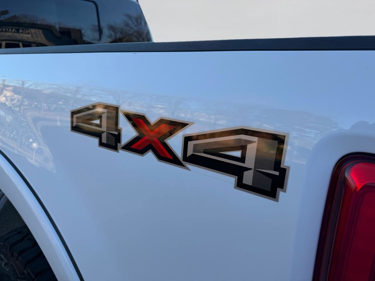 Used 2019 Ford F250 Lariat w/ Lariat Ultimate Package image 10