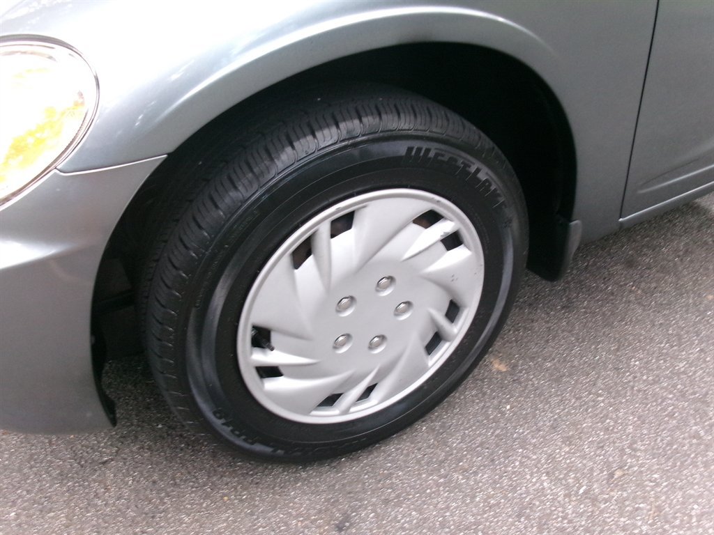 Used 2009 Chrysler PT Cruiser FWD image 34