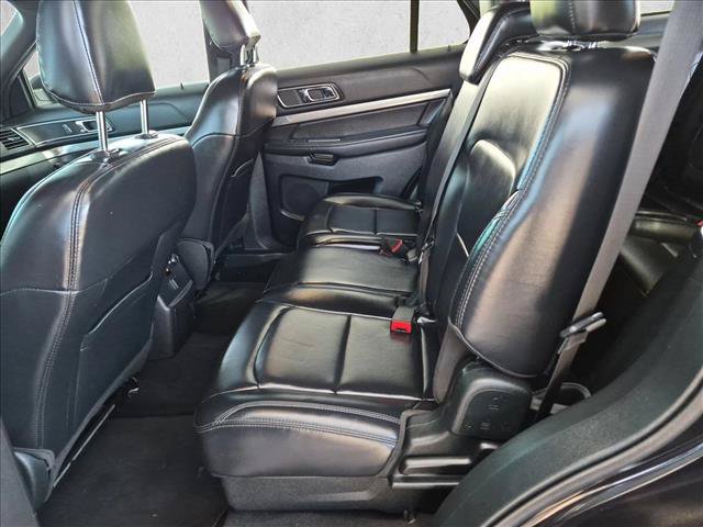 Used 2019 Ford Explorer XLT w/ Equipment Group 202A AWD/4WD image 20