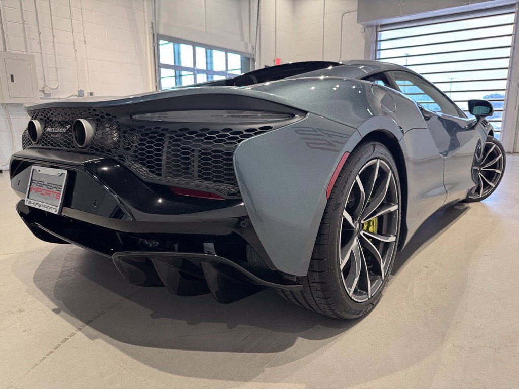 Used 2023 McLaren Artura RWD image 7
