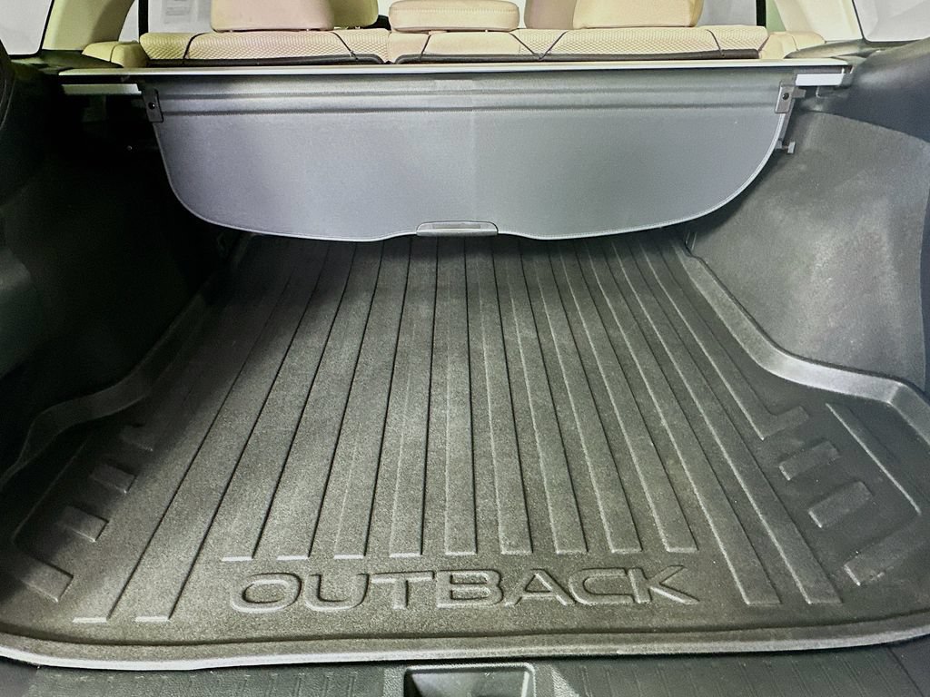 Used 2019 Subaru Outback 2.5i Premium AWD/4WD image 33