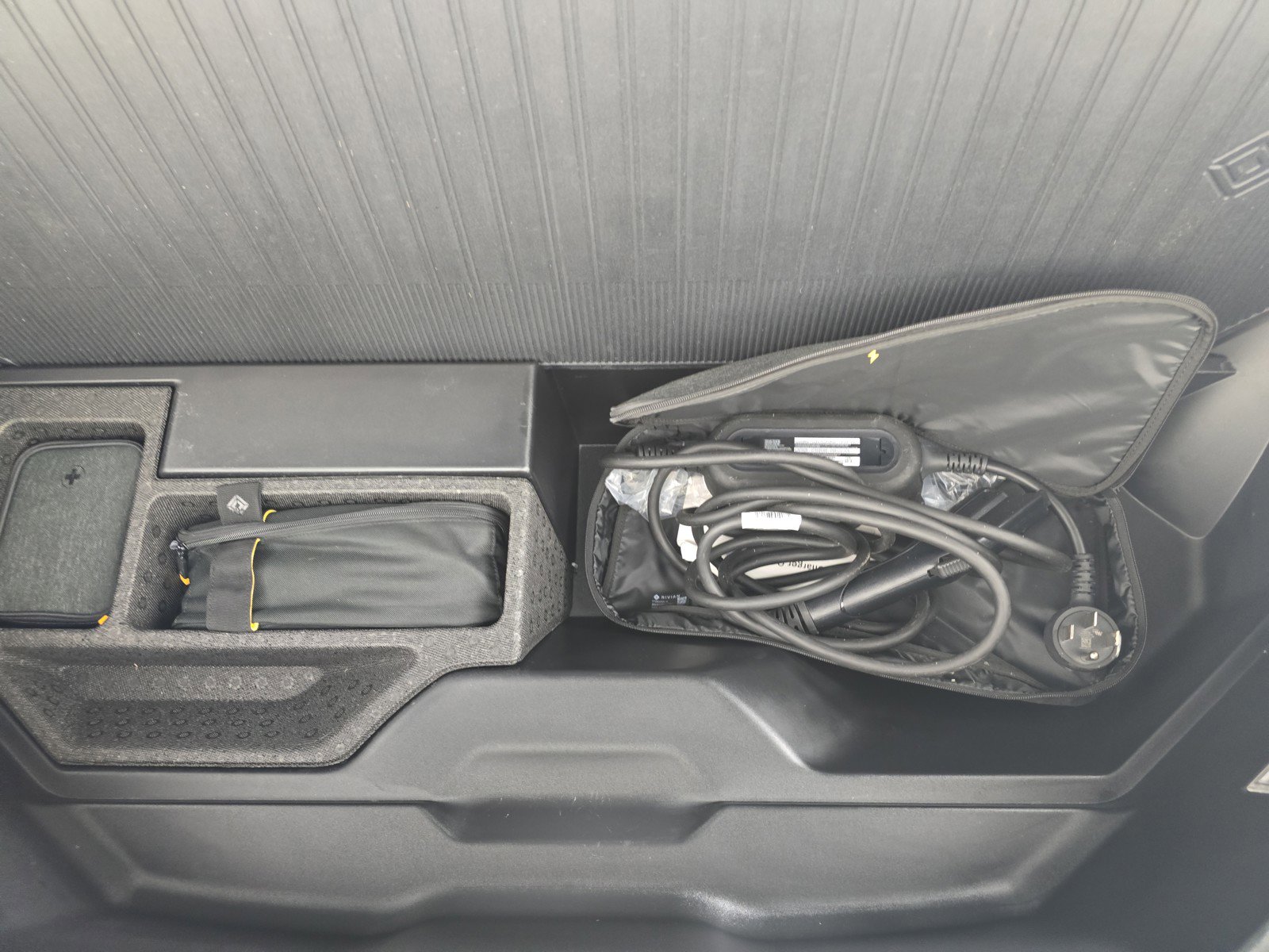 Used 2025 Rivian R1T Adventure AWD/4WD image 14