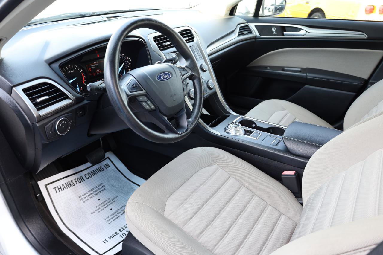 Used 2019 Ford Fusion S image 8