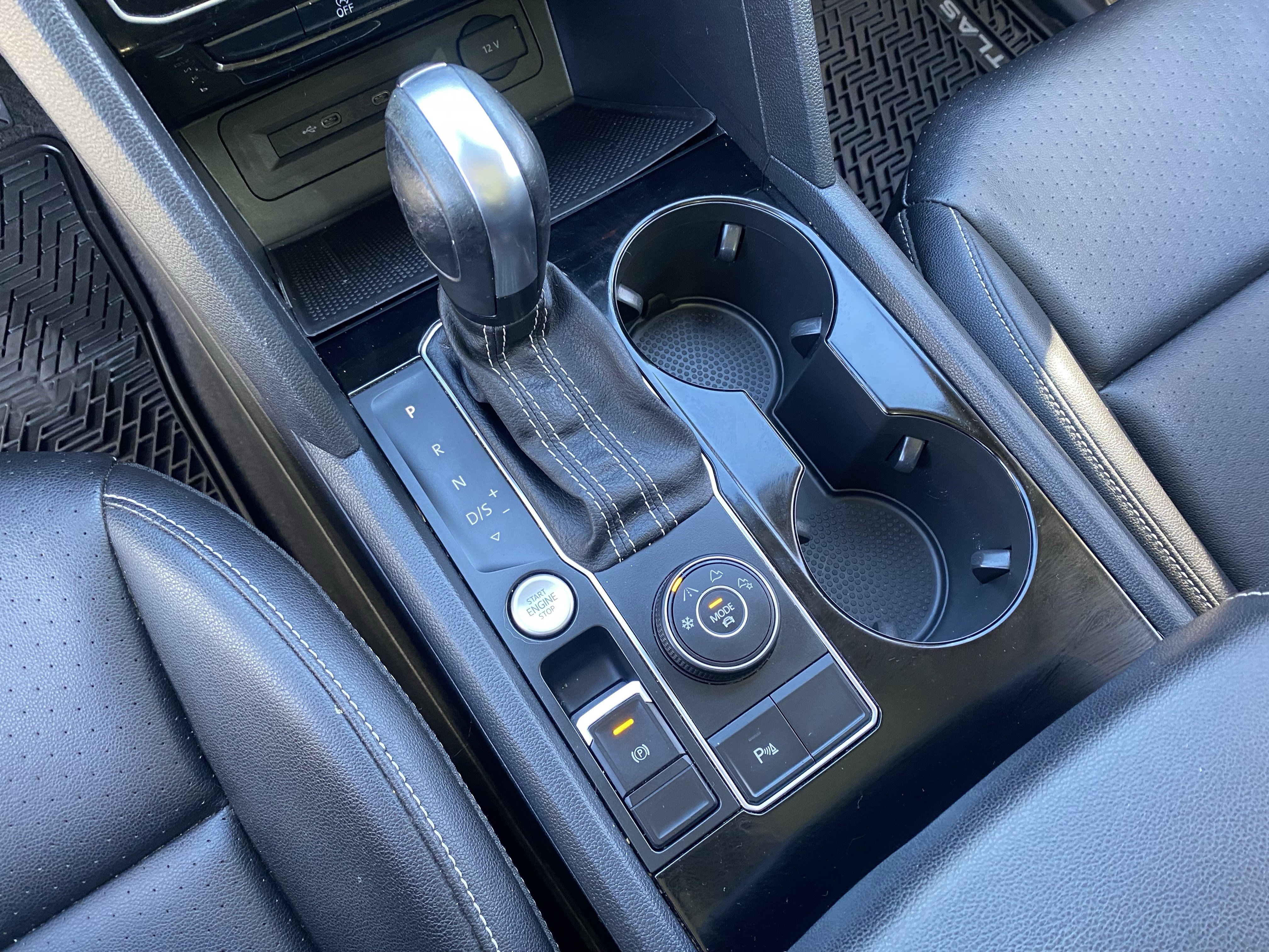 Used 2022 Volkswagen Atlas SE w/ Panoramic Sunroof Package image 23