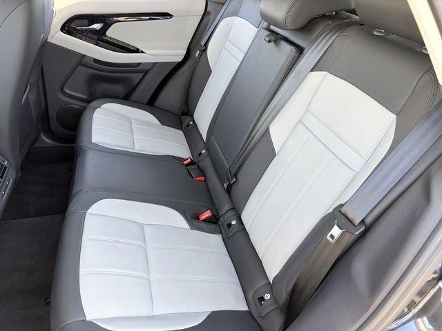 Used 2024 Land Rover Range Rover Evoque Dynamic SE image 25