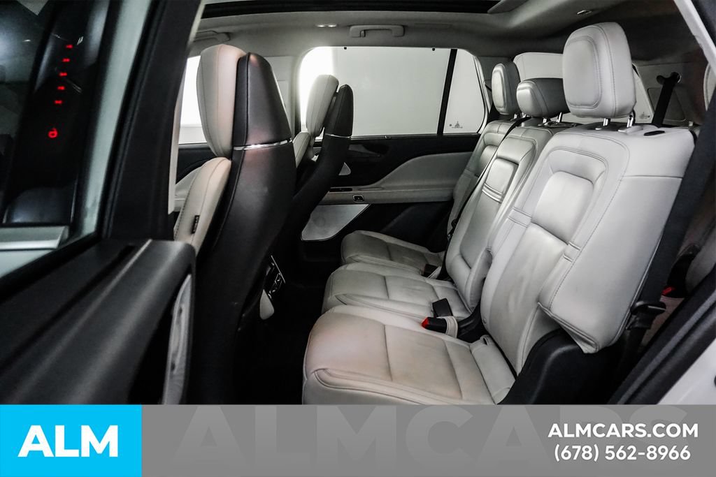 Used 2025 Lincoln Aviator Reserve w/ Equipment Group 201A AWD/4WD image 17