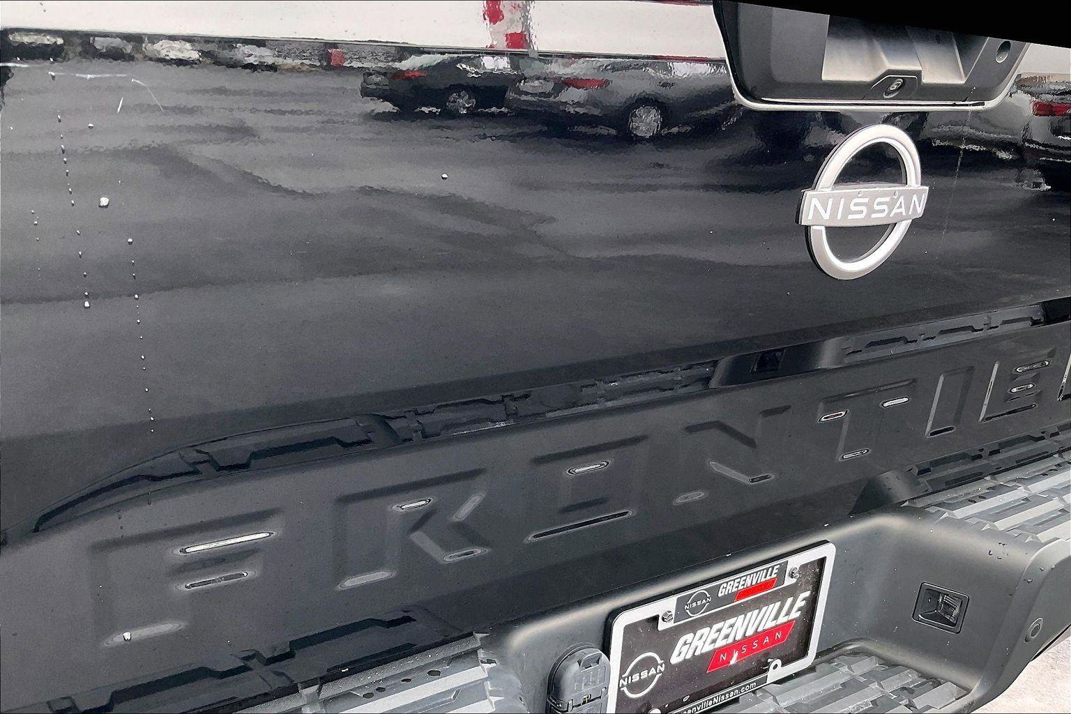 Used 2024 Nissan Frontier SV w/ SV Convenience Package image 9