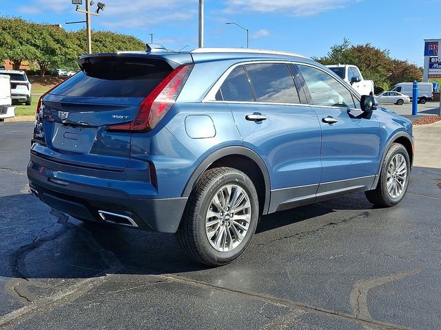Used 2024 Cadillac XT4 Premium Luxury image 6