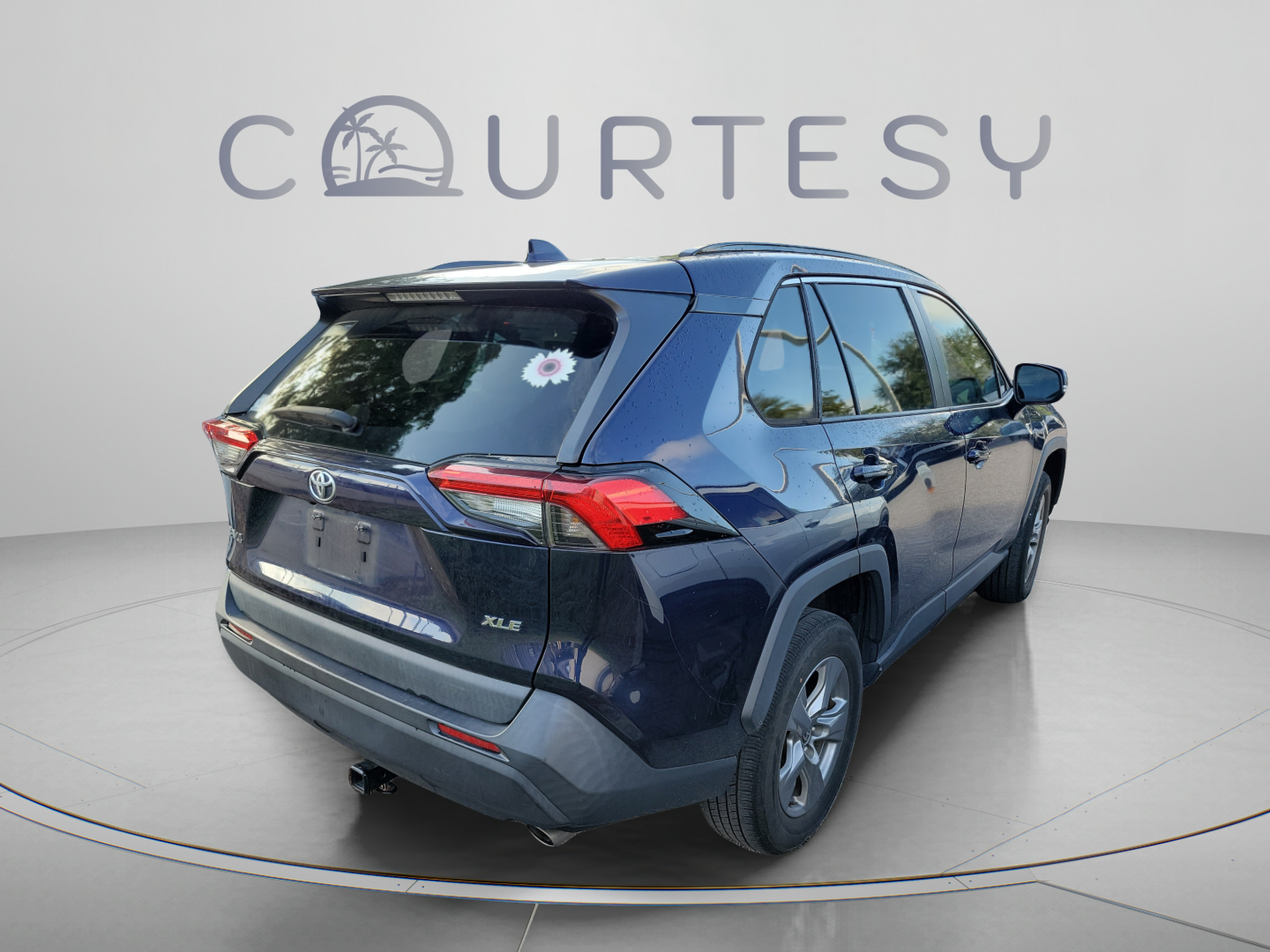 Used 2022 Toyota RAV4 XLE FWD image 20