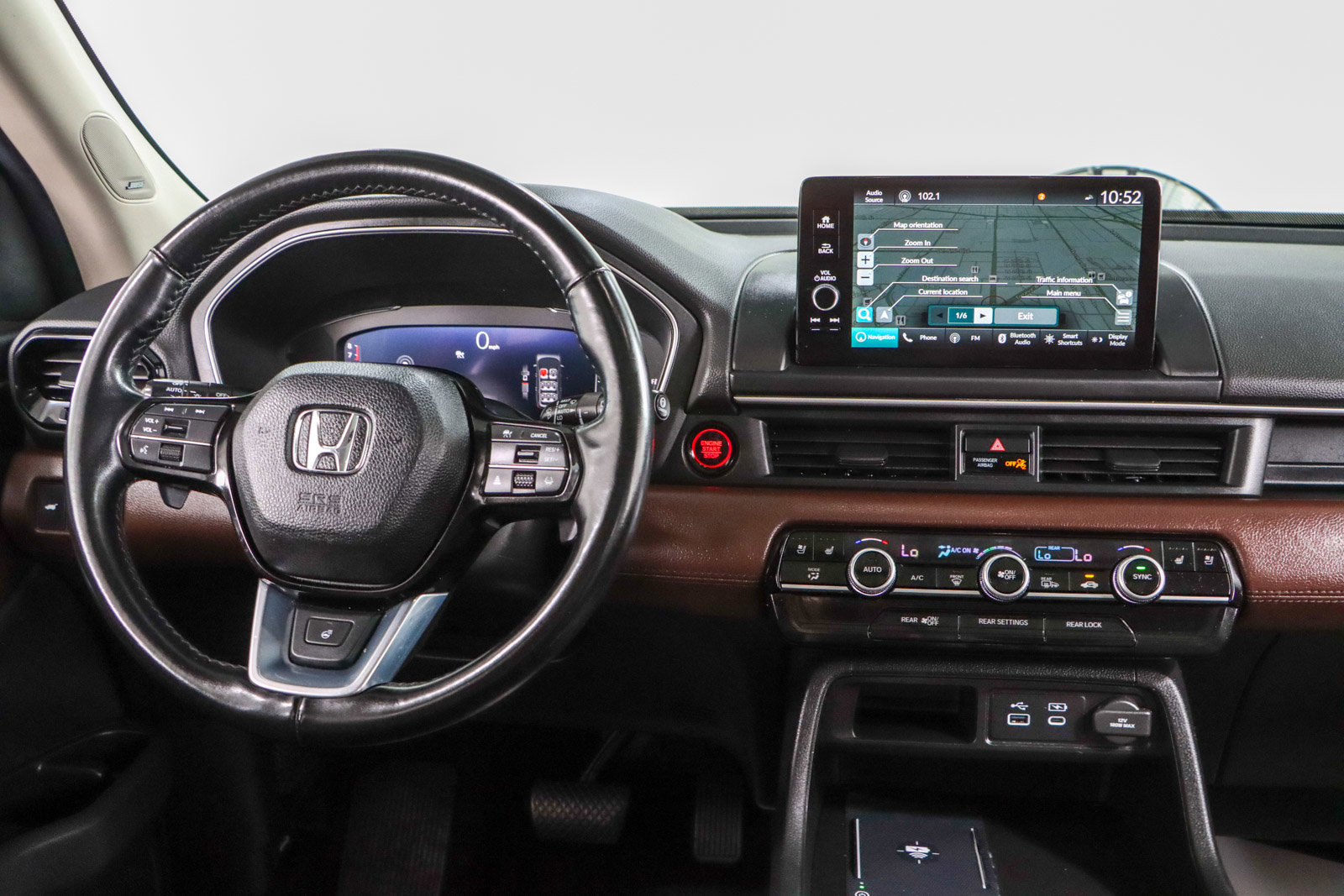 Used 2024 Honda Pilot Elite image 17