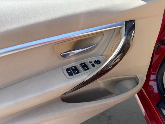 Used 2016 BMW 328i Sedan RWD image 15