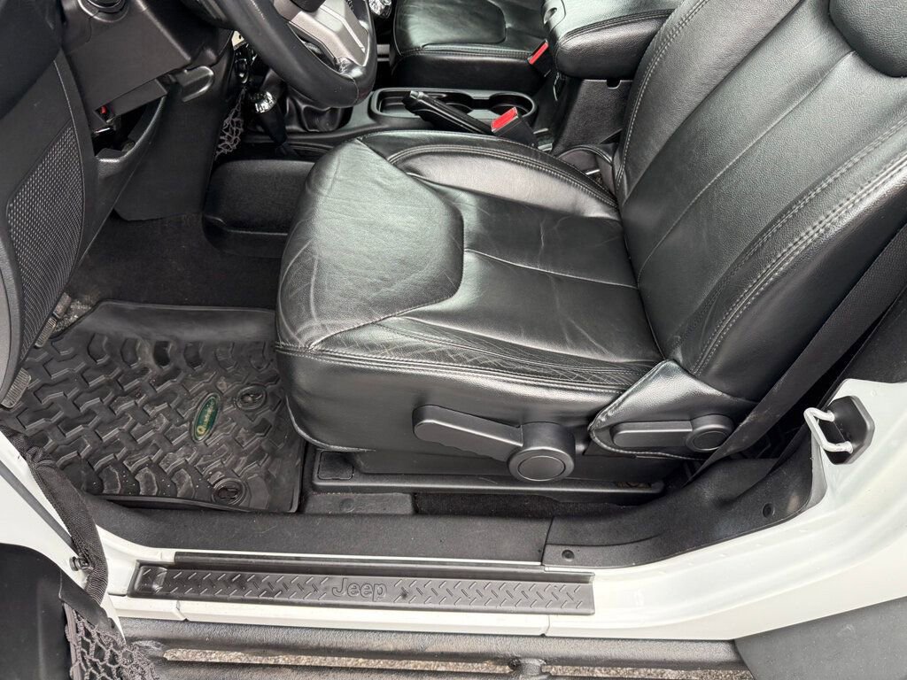 Used 2013 Jeep Wrangler Sahara image 18