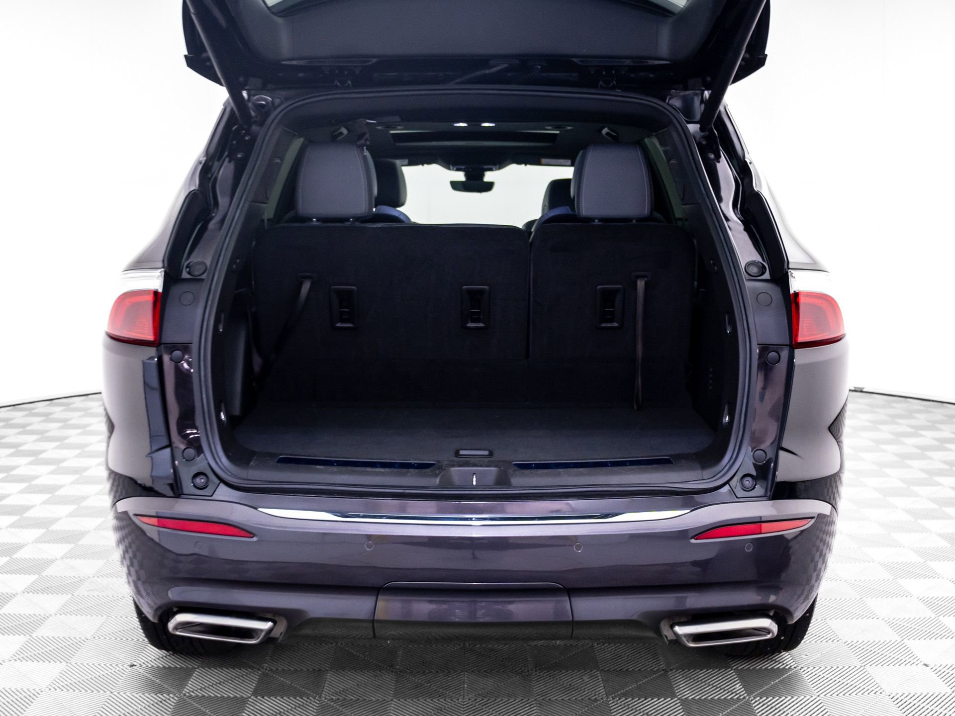 Used 2023 Buick Enclave Premium w/ Experience Buick Package image 34