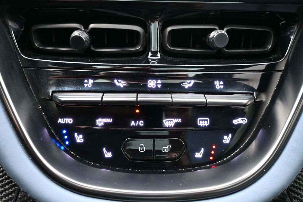 Used 2023 Aston Martin DBX 707 AWD/4WD image 16