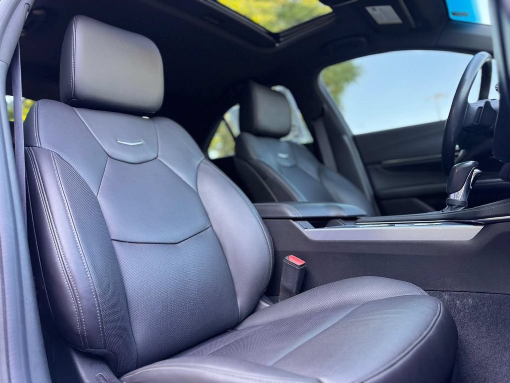 Used 2020 Cadillac CT4 Premium Luxury AWD/4WD image 29