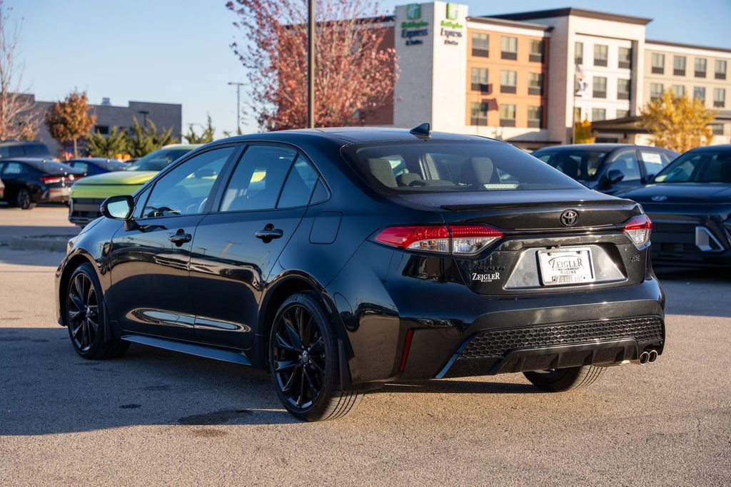 Used 2022 Toyota Corolla SE image 5