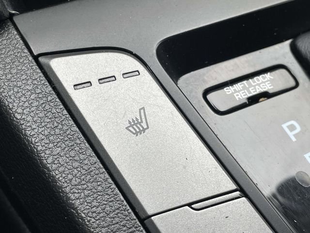 Used 2020 Hyundai Elantra Limited w/ Cargo Package (C1) image 27