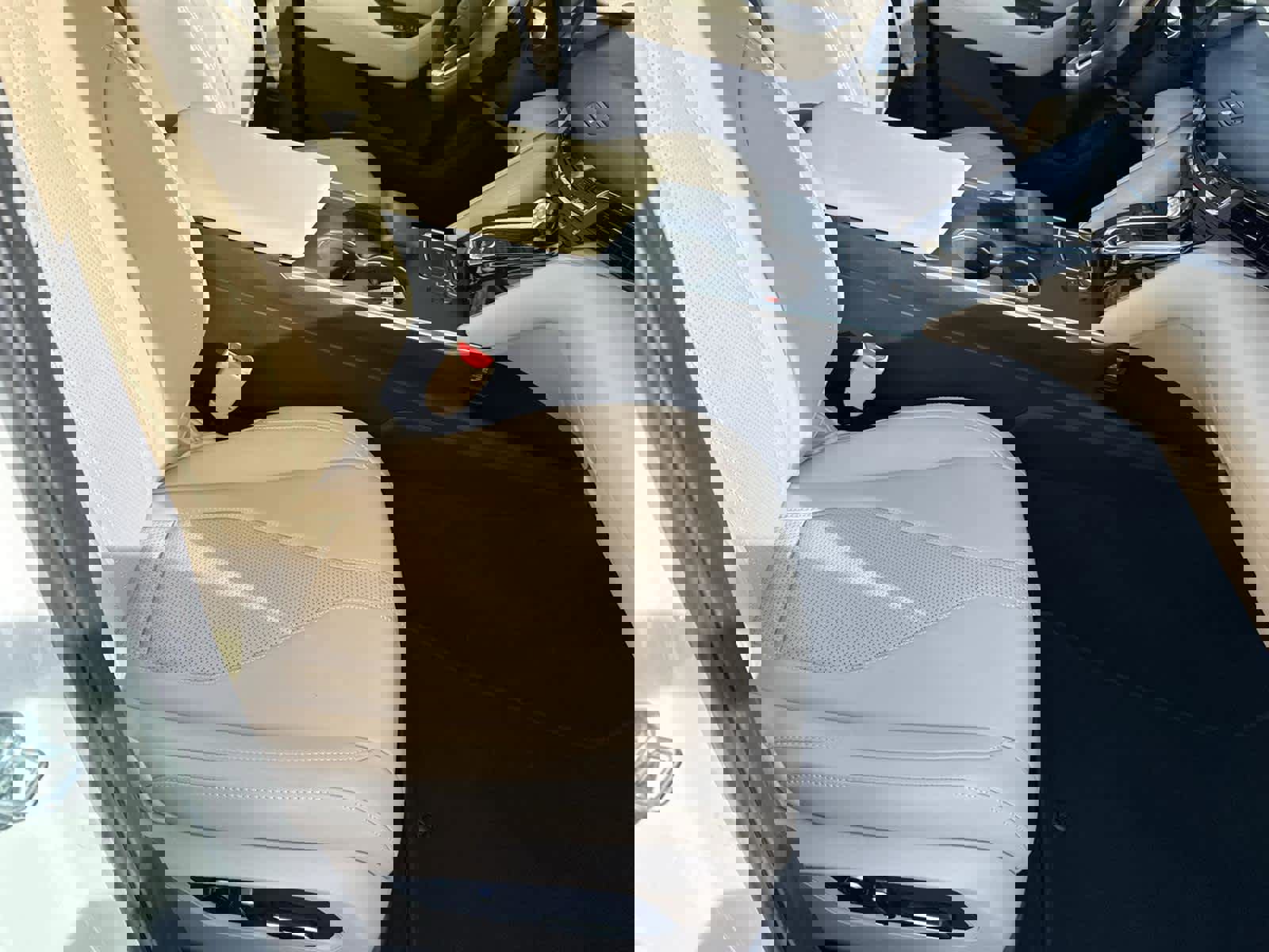 Certified 2025 Acura TLX w/ Technology Package image 16