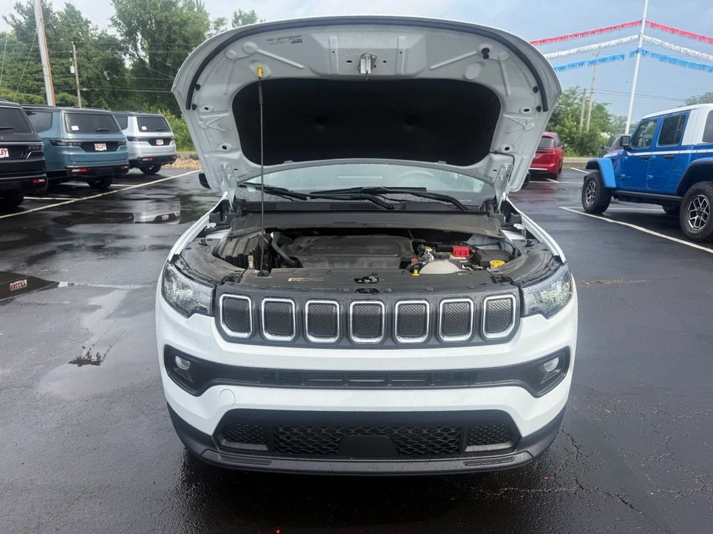 Used 2022 Jeep Compass Latitude AWD/4WD image 56