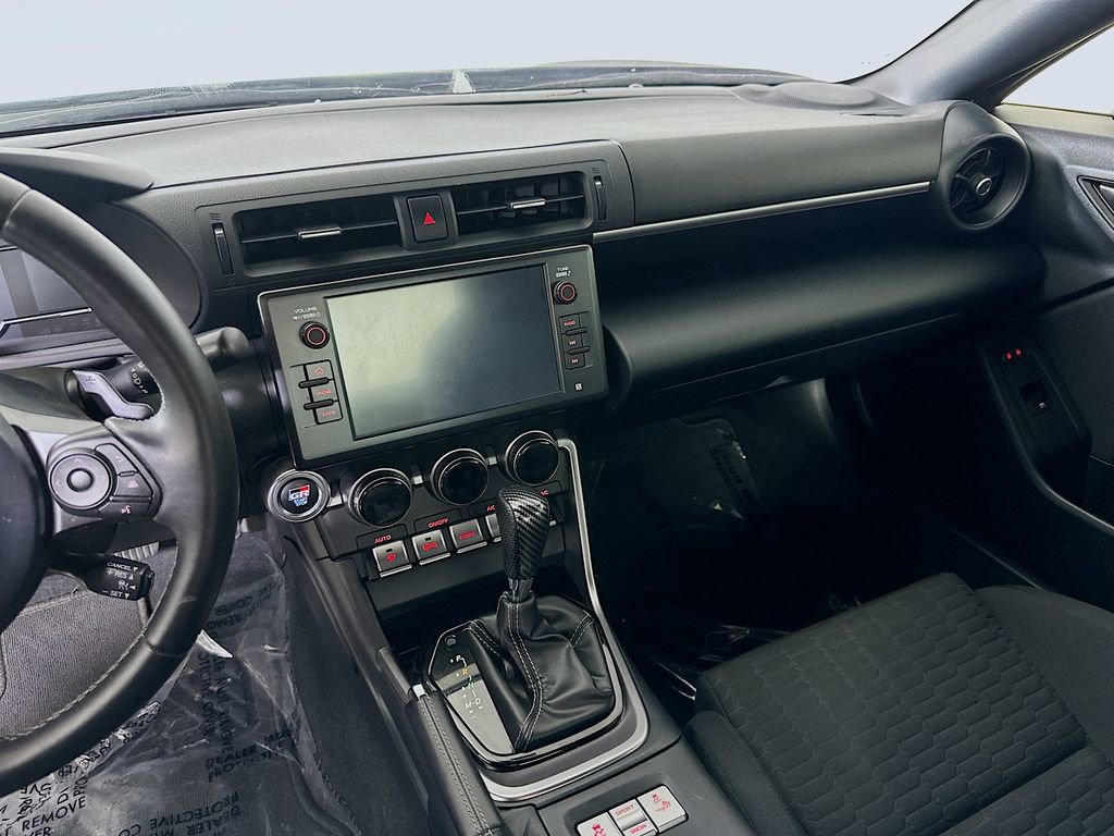 Used 2022 Toyota GR86 image 17