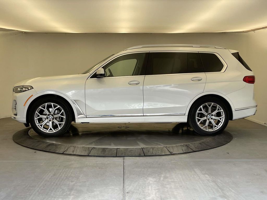 Used 2022 BMW X7 xDrive40i w/ Cold Weather Package AWD/4WD image 2