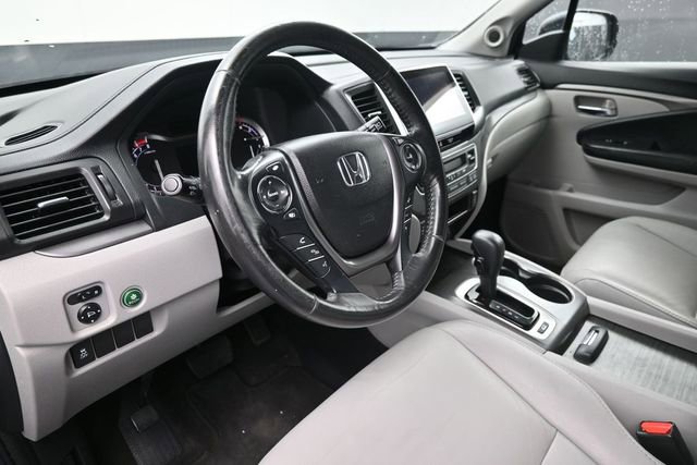 Used 2017 Honda Pilot EX-L image 18