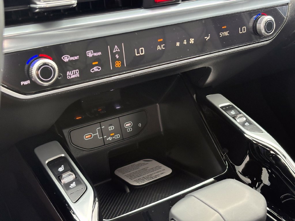 New 2026 Kia Sorento SX AWD/4WD image 22