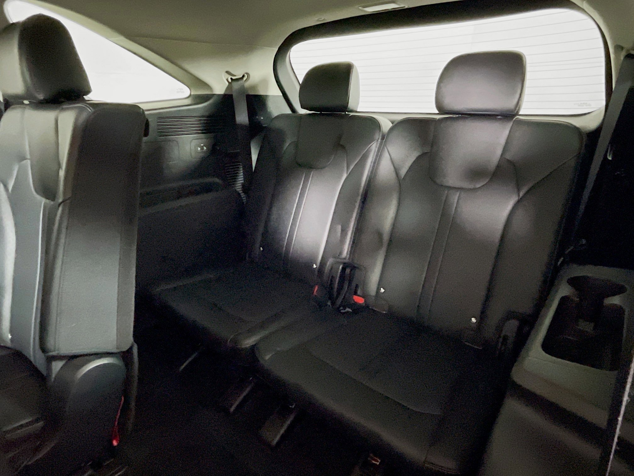 Used 2024 Kia Sorento S image 29