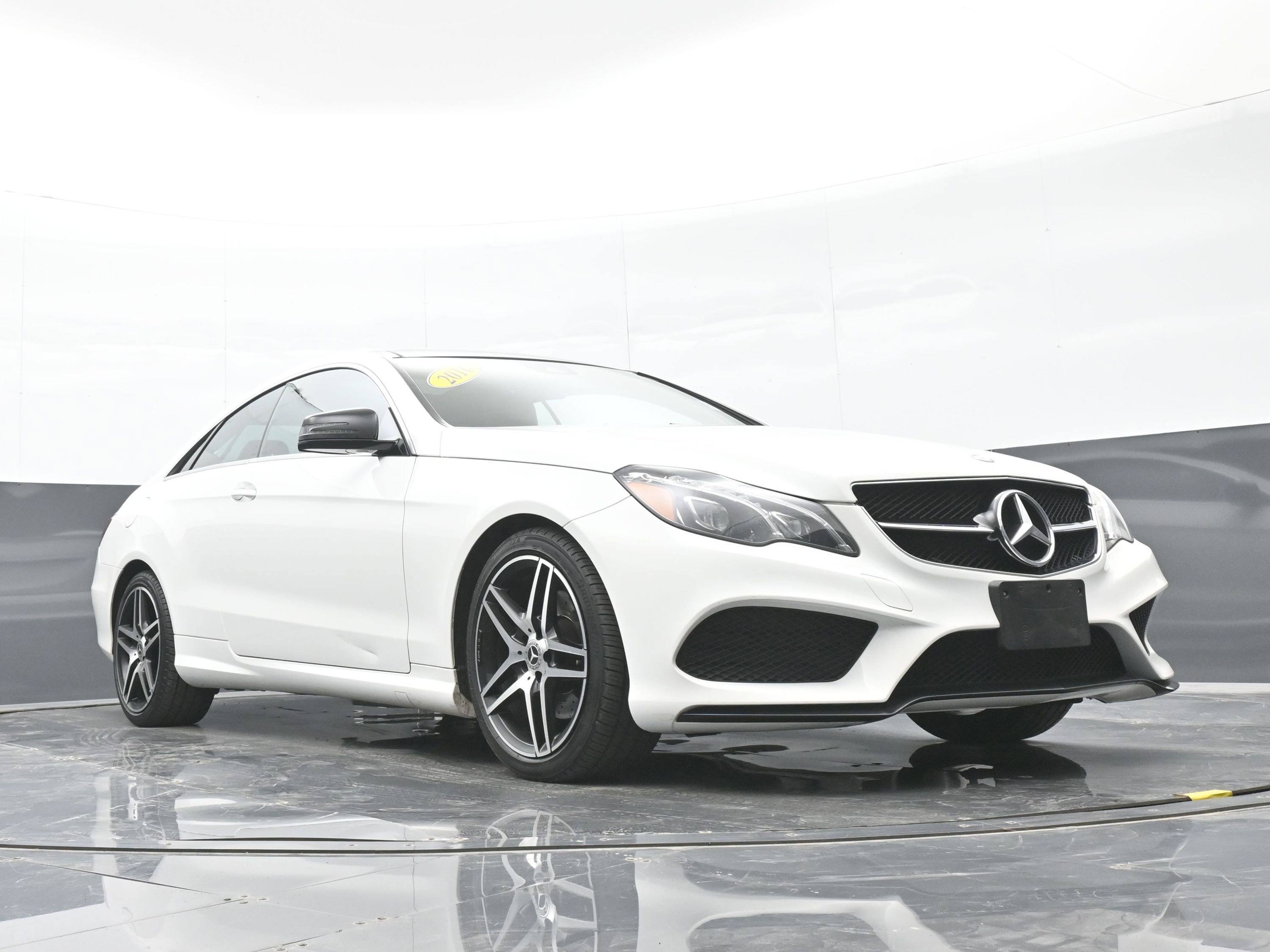 Used 2016 Mercedes-Benz E 400 4MATIC Coupe image 36