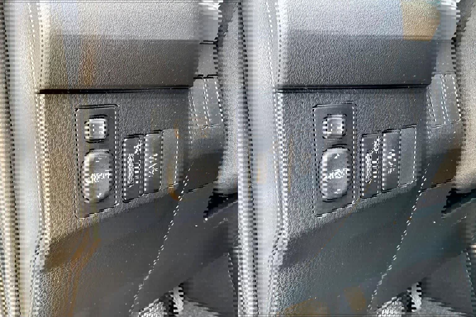 Used 2014 Toyota RAV4 LE image 30