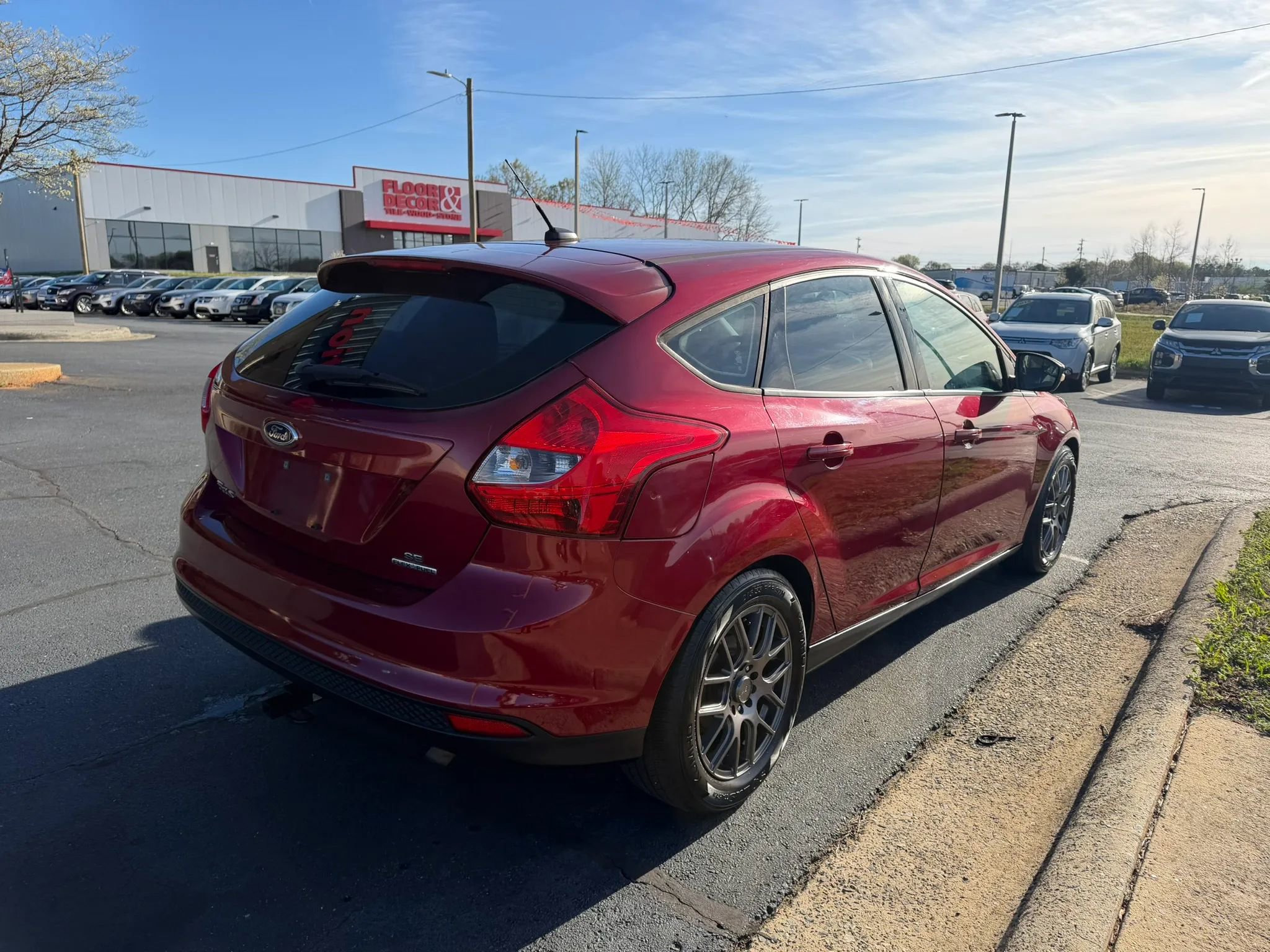 Used 2014 Ford Focus SE image 7