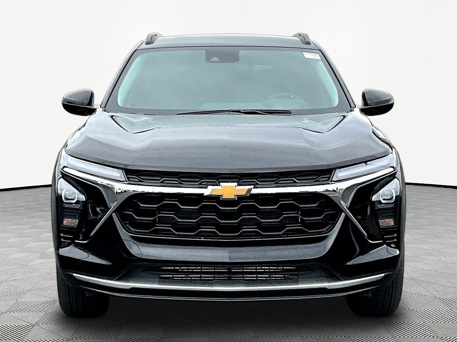 New 2026 Chevrolet Trax LT w/ LT Convenience Package FWD image 2