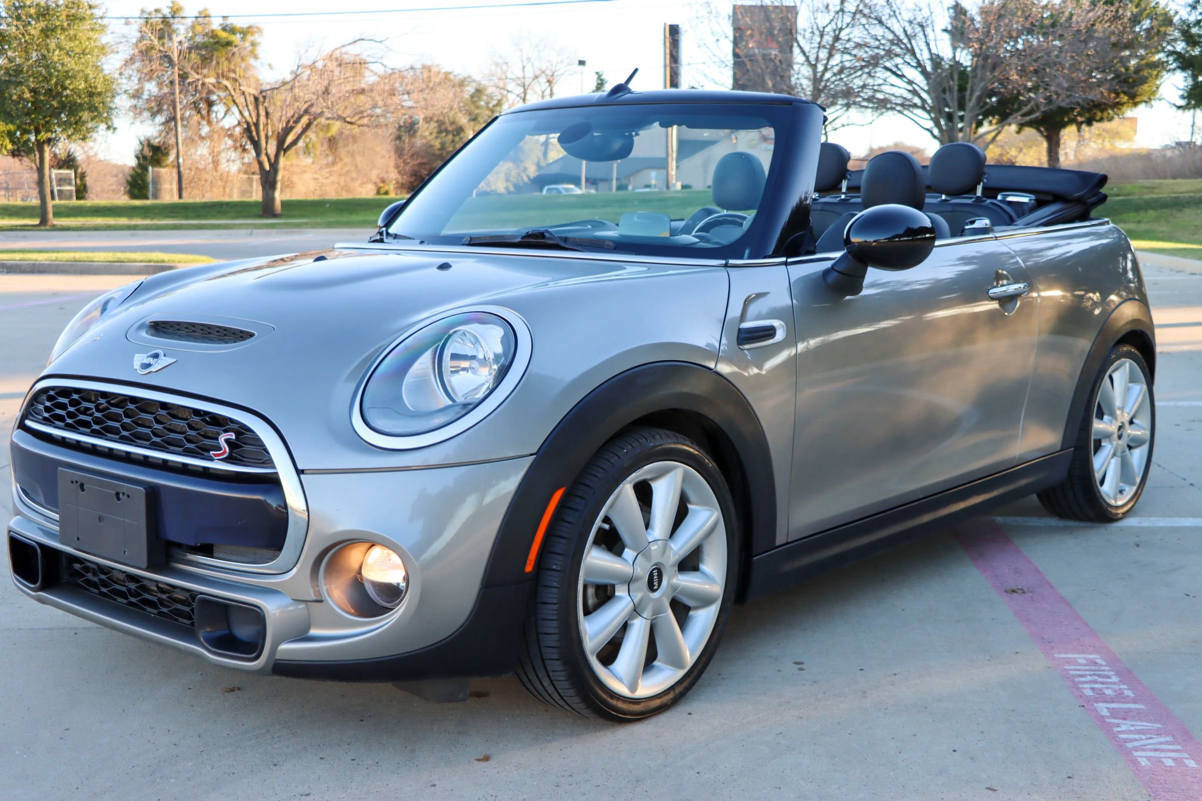 Used 2017 MINI Cooper S image 2