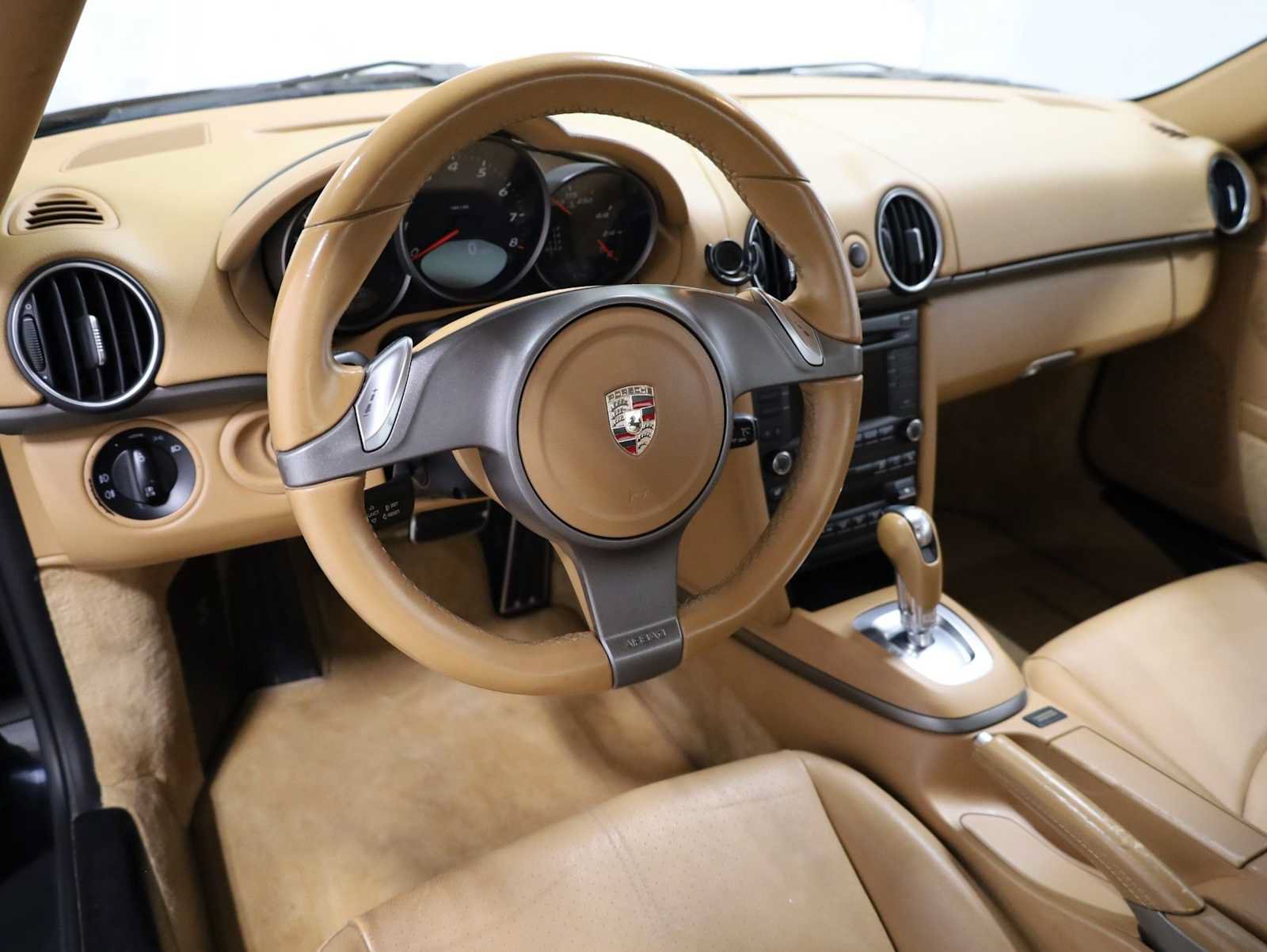 Used 2009 Porsche Cayman RWD image 4
