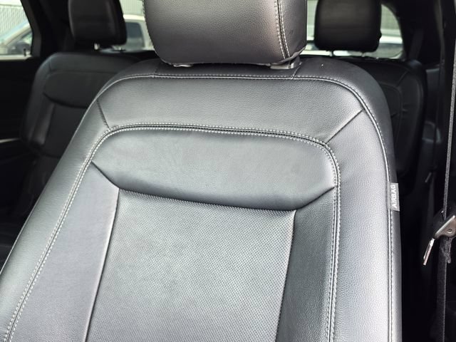 Used 2020 Ford Explorer Limited RWD image 14